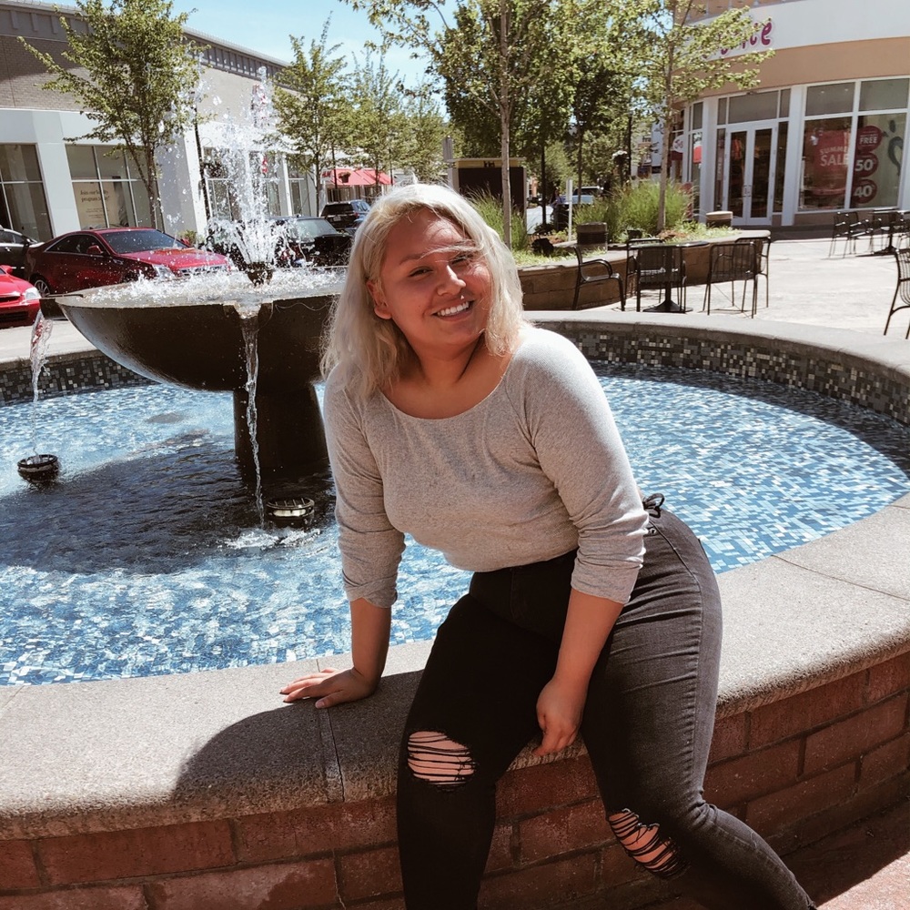 Meet your Posher, Miriam